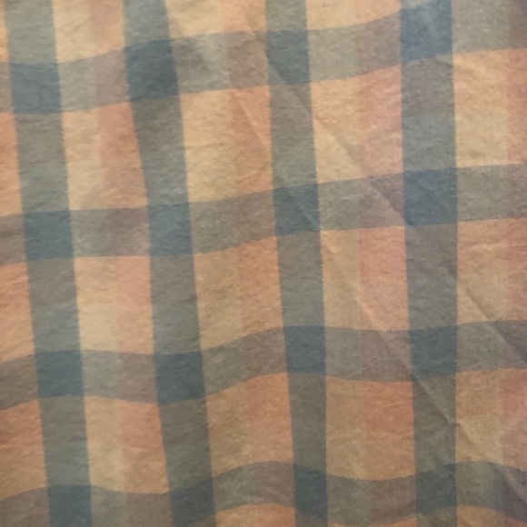 Button down dress shirt - Picture 3 of 3